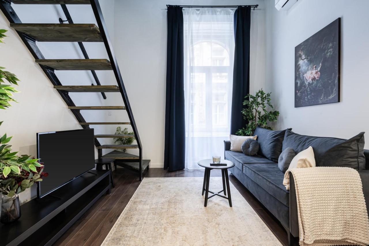 E41 - Trendy Boutique Apartments - Prime Spot By Bqa Budapest Exteriör bild